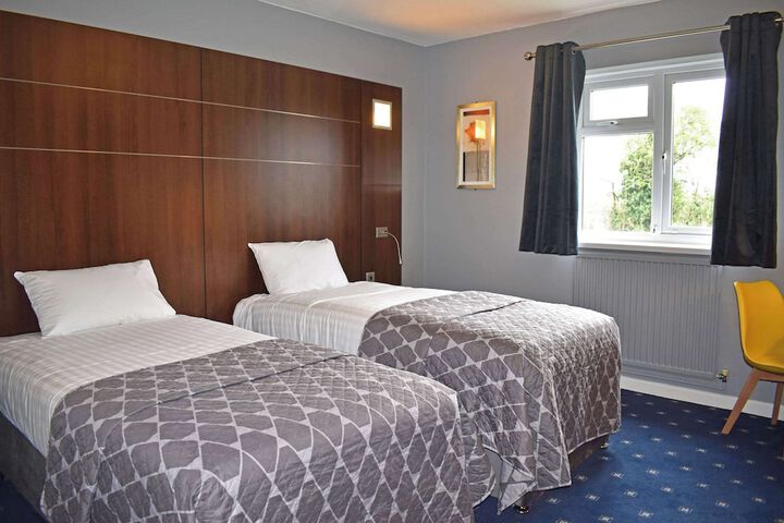 Room 42 of 89