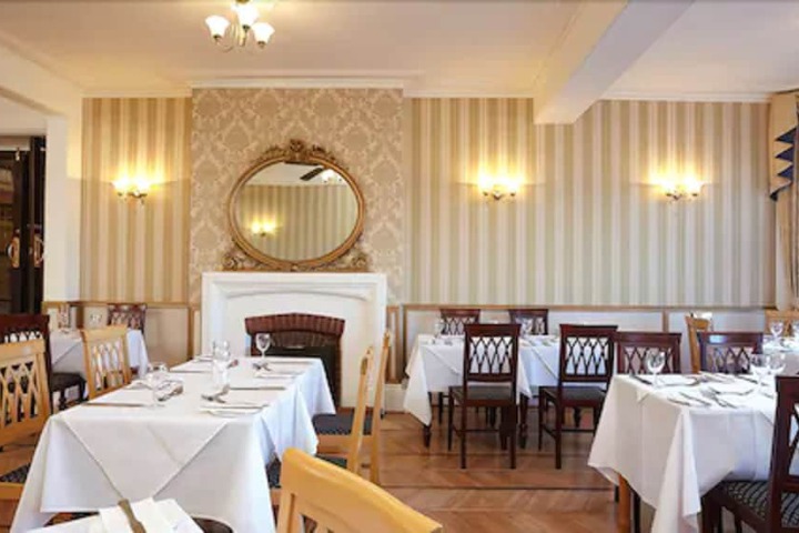 Dining 50 of 57
