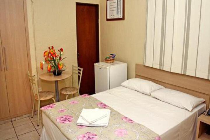 Room 5 of 6