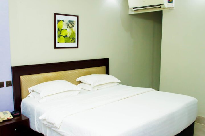 Room 47 of 155