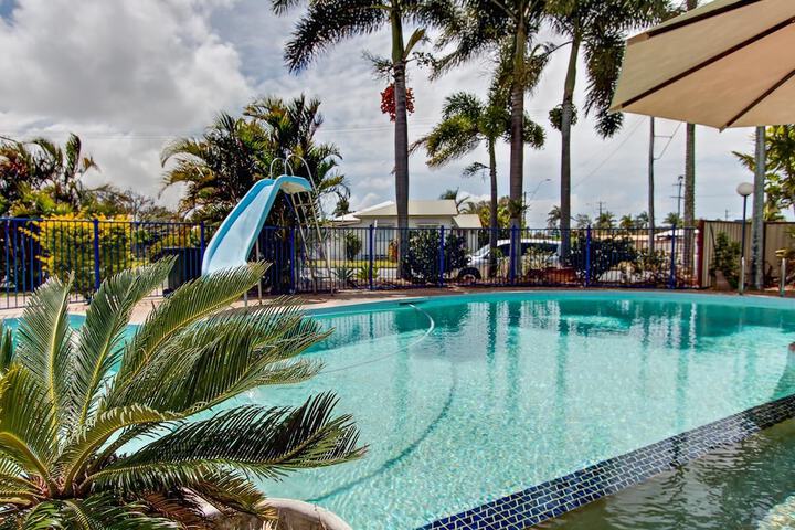 Pool 18 of 22