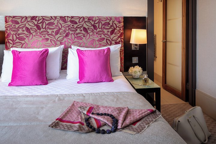 Room 40 of 114