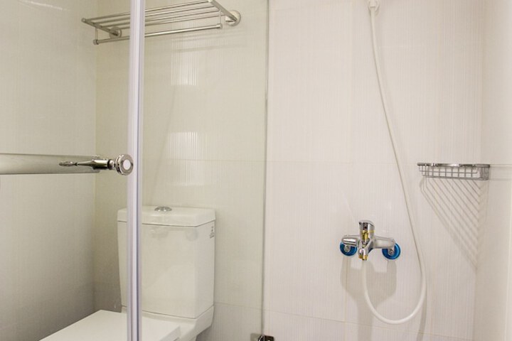 Room 12 of 24