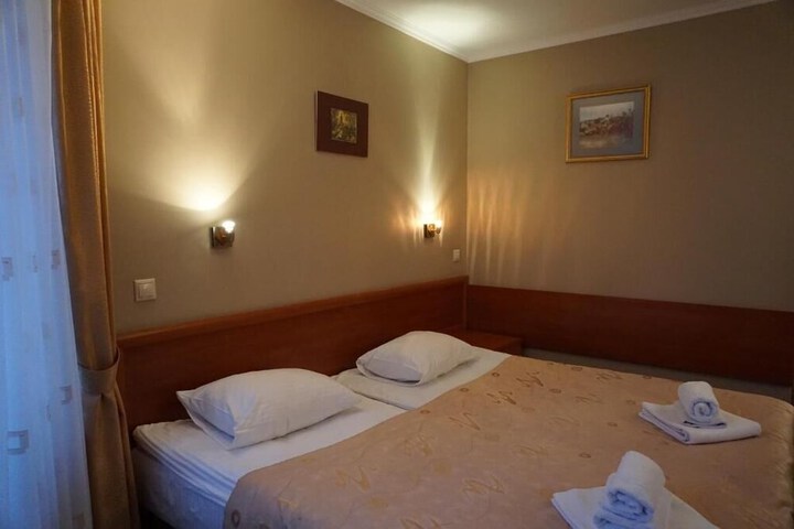 Room 13 of 60