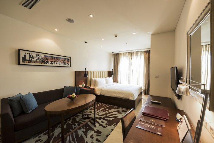 Room 9 of 60