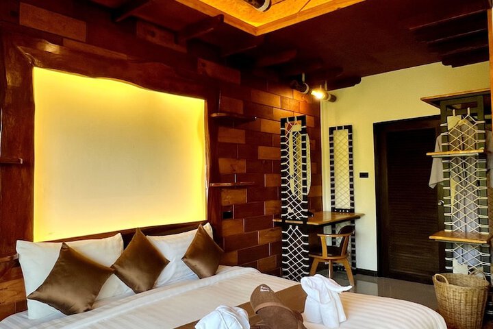 Room 20 of 118