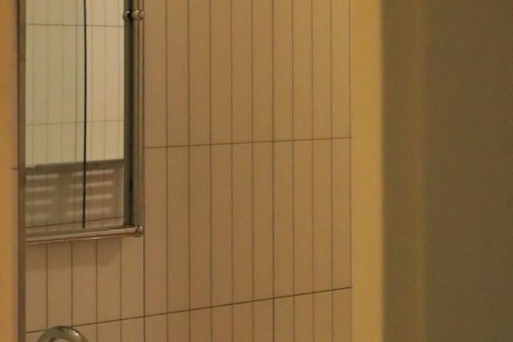 Room 28 of 28