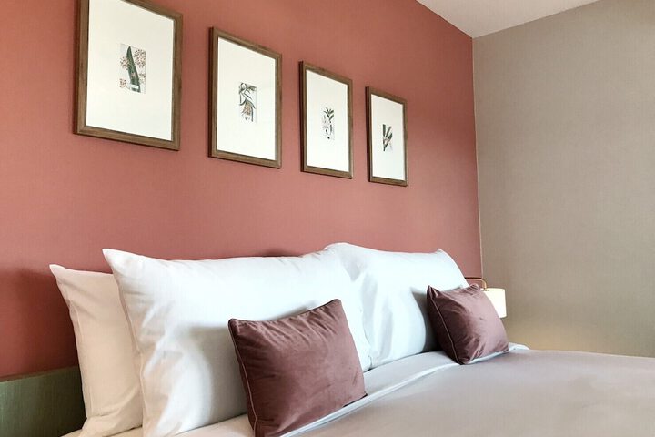 Room 25 of 260