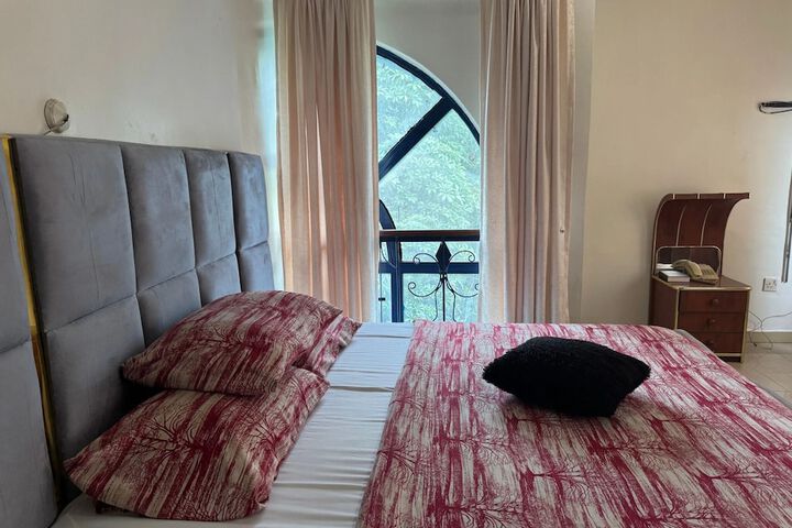 Room 17 of 53