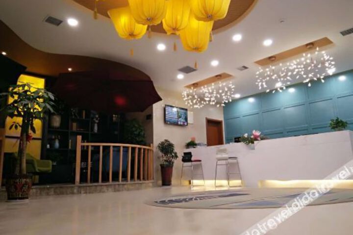 Hotel Interior 14 of 33