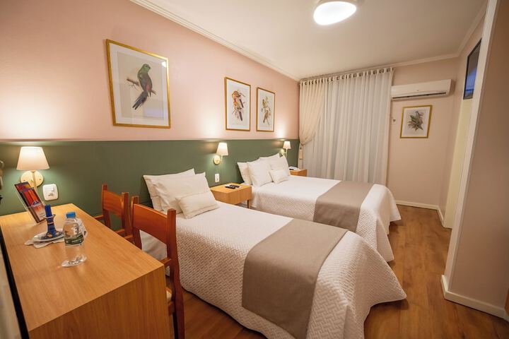 Room 34 of 95