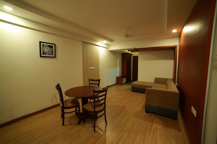Room 16 of 49