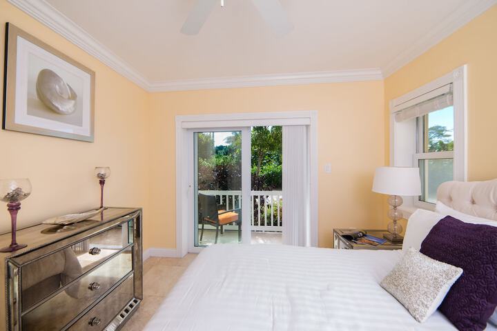 Room 10 of 60