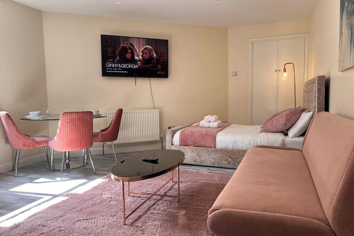 Room 14 of 94