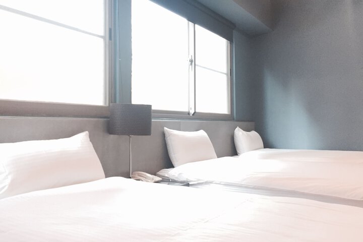Room 4 of 26