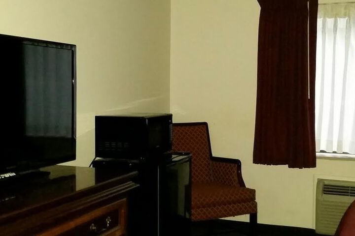Room 14 of 31