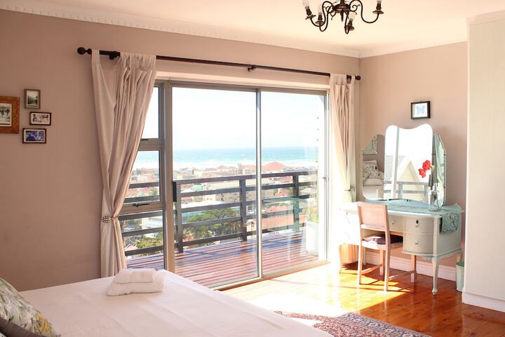 Room 16 of 109