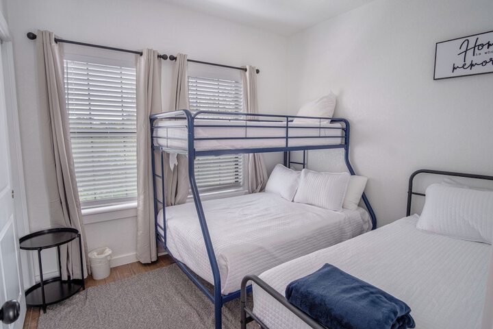 Room 5 of 26
