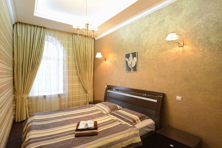 Room 5 of 37
