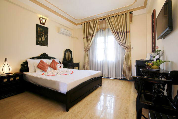 Room 52 of 56