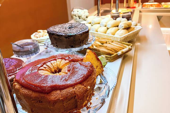 Breakfast/Coffee Service 113 of 113