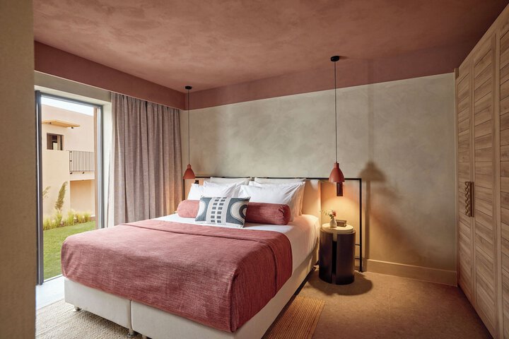 Room 41 of 219