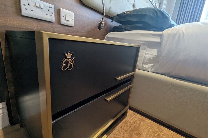 Room 69 of 117