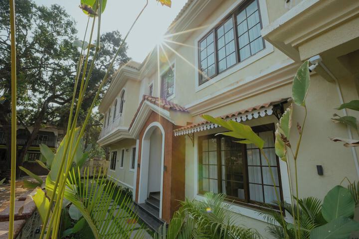 Amã Stays &  Trails Mudita Estates Goa in Morjim