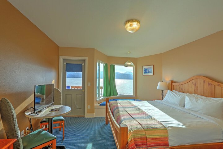 Room 113 of 184