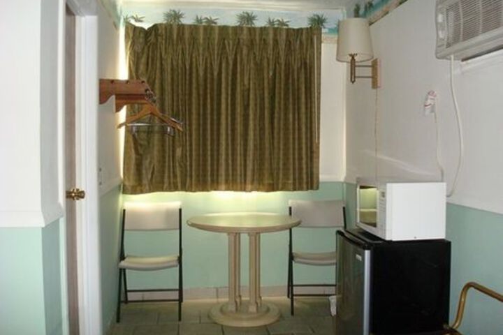 Room 29 of 63