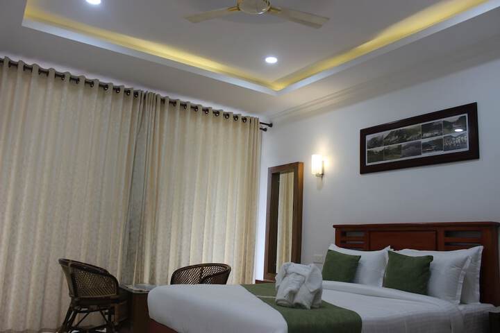 Room 12 of 64