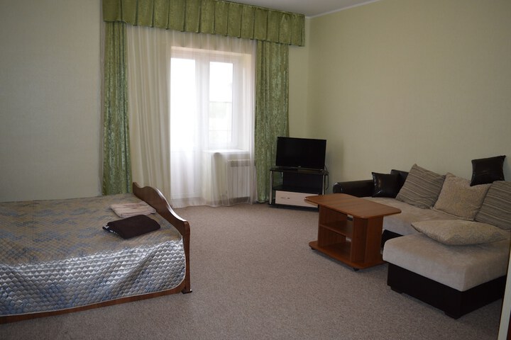 Room 6 of 34