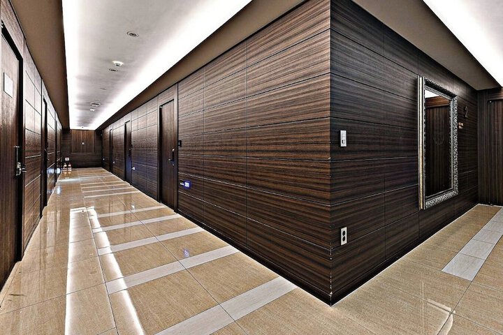 Ballroom/Hall 12 of 19