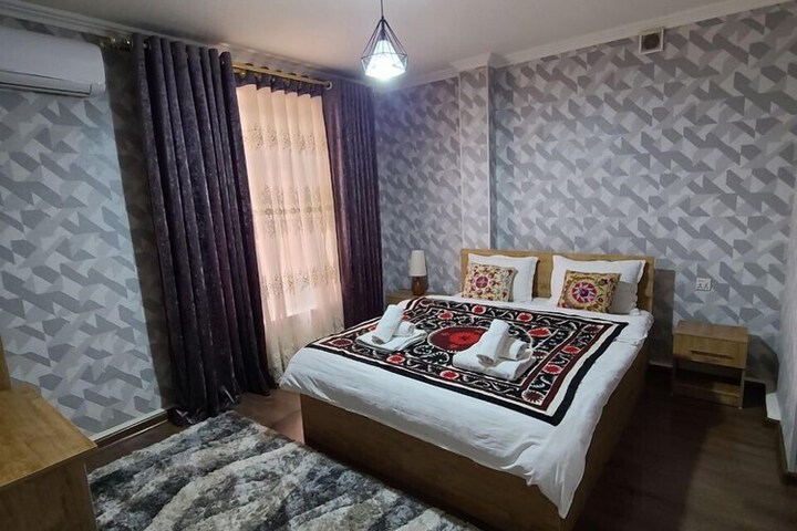 Room 34 of 102