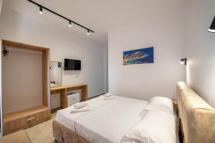 Room 75 of 163