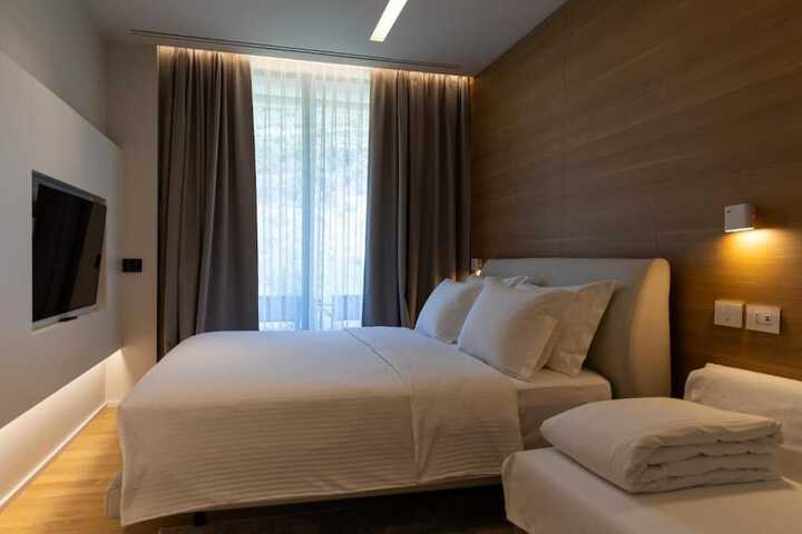 Room 22 of 60