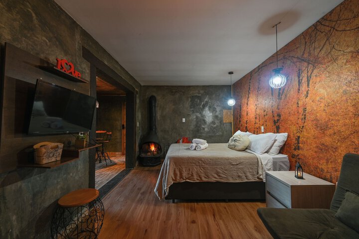 Room 81 of 166