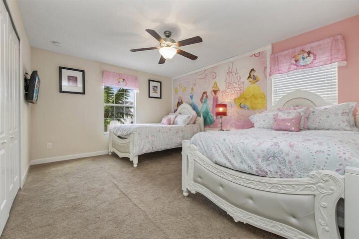 Room 11 of 50