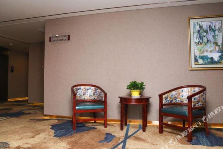 Moran International Hotel