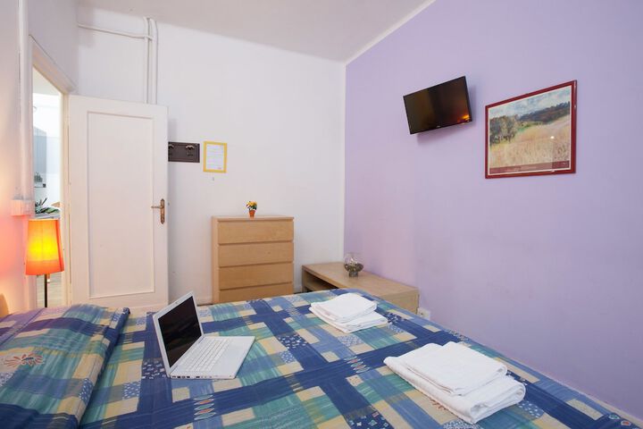 Room 18 of 68