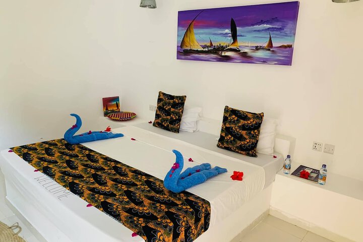 Room 13 of 49