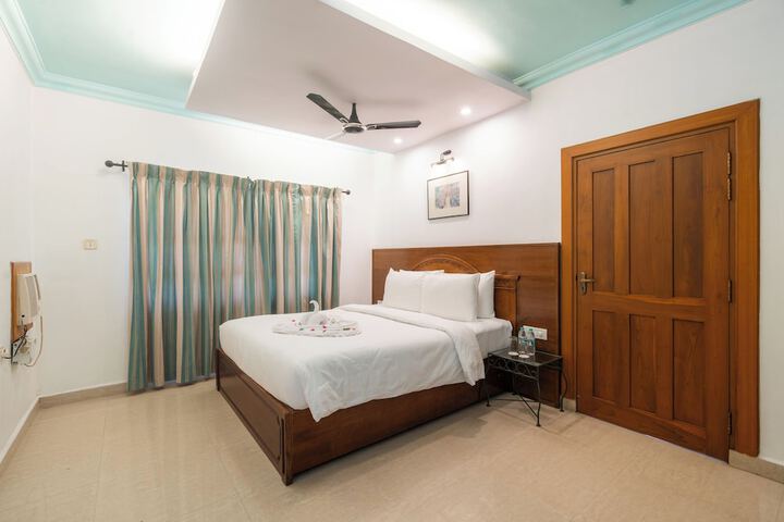 Room 7 of 114