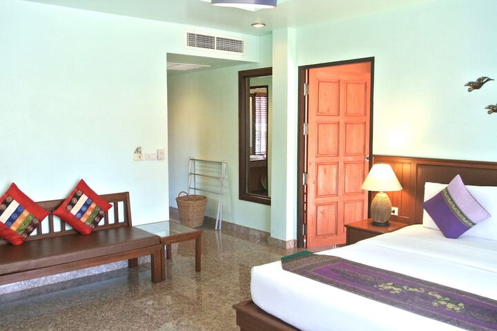 Room 15 of 86
