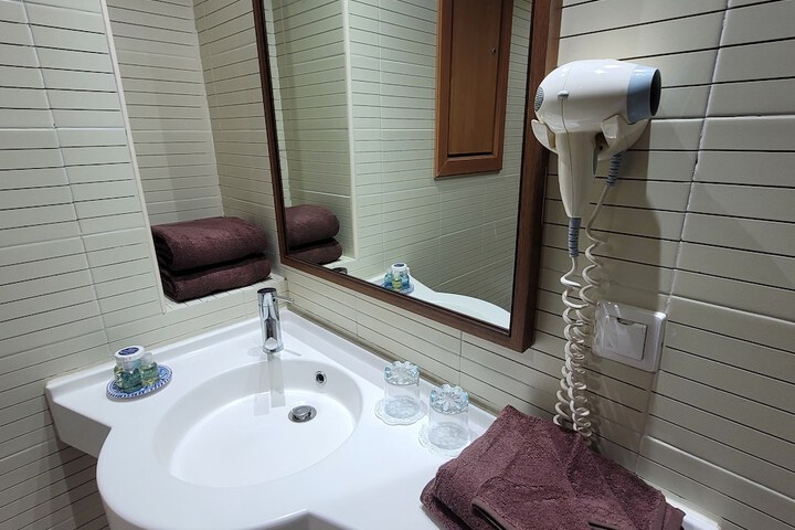 Bathroom Interior Photo