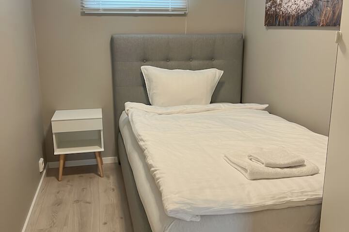Room 6 of 159