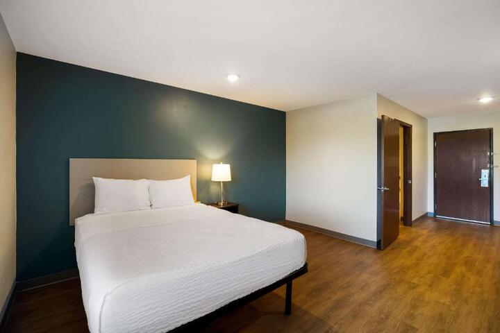 1 Double Bed (3 of 22)