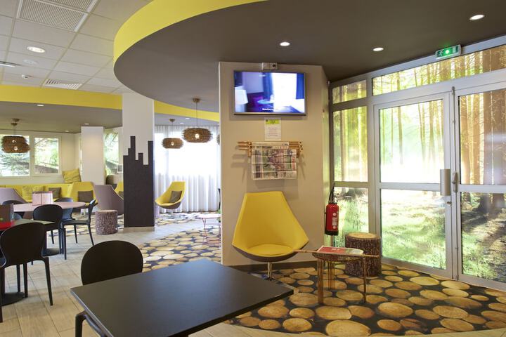Hotel Interior 5 of 116