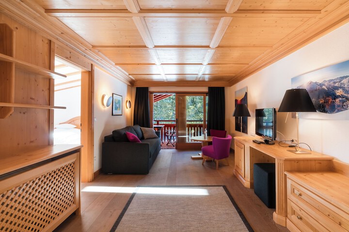 Room 40 of 65