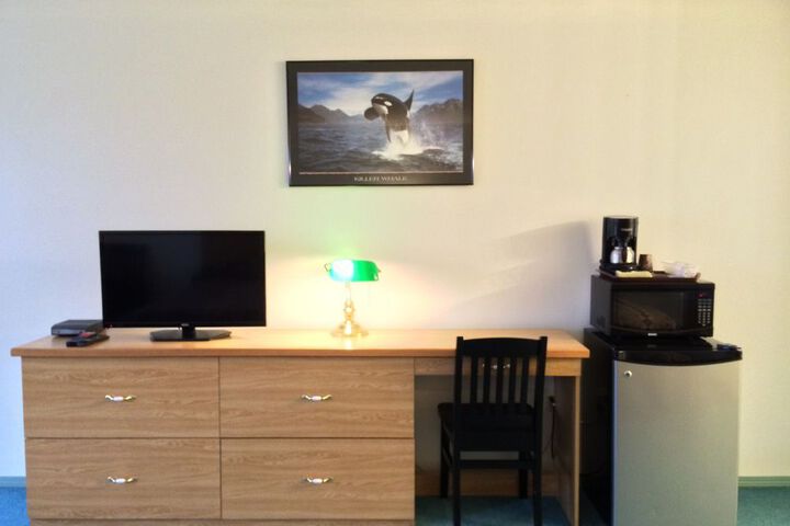 Room 9 of 10