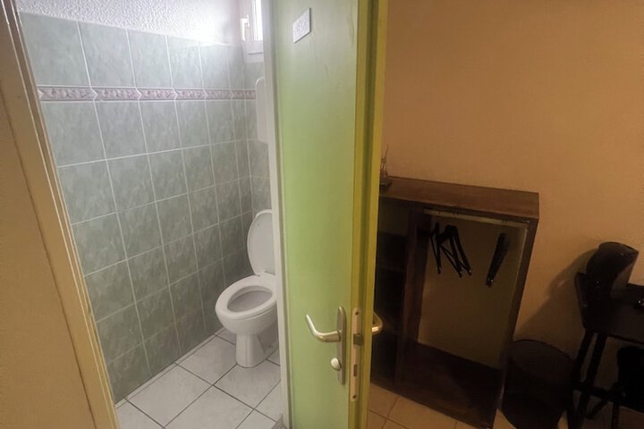 Room 43 of 51